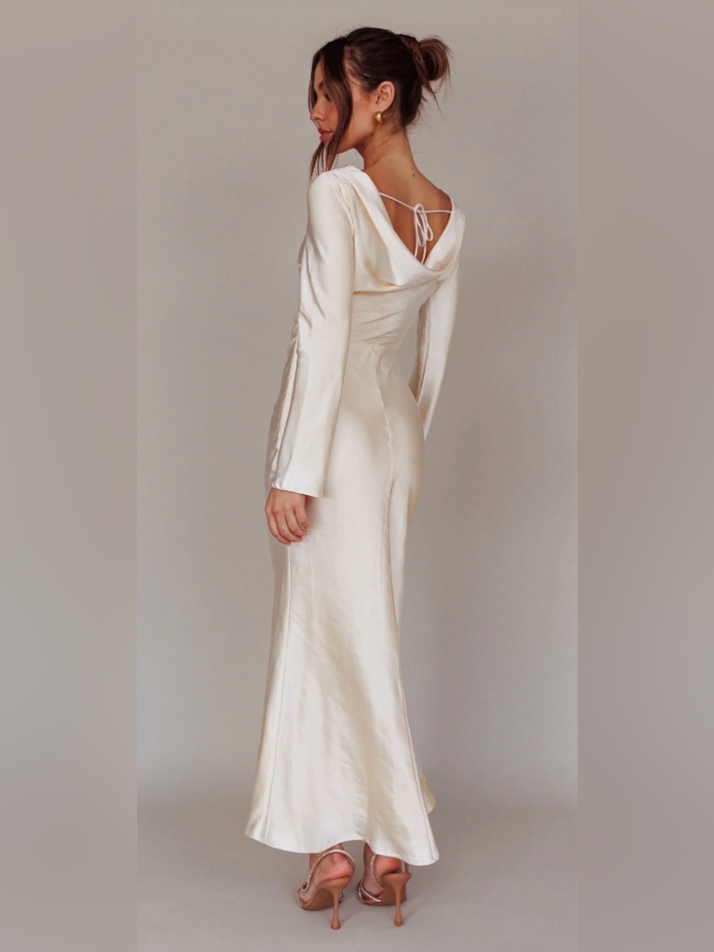 Selfie Leslie Loveland Cowl Back Midi Dress Oyster